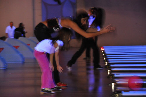 Sixers Bowl-Off For Charity