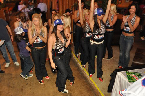 Sixers Bowl-Off For Charity