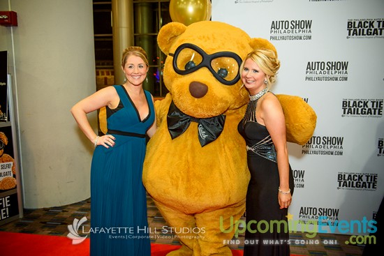 Black Tie Tailgate 2016 - Red Carpet Photos